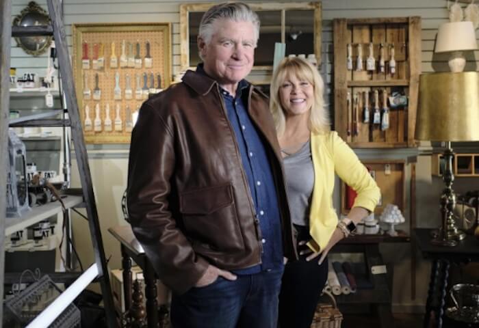 An image from Chesapeake Shores Season 5, Episode 3, "Are the stars out tonight?"
