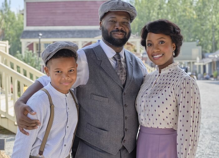 Recap, When Calls the Heart, Season 9 Episode 3, “Turn the Page”