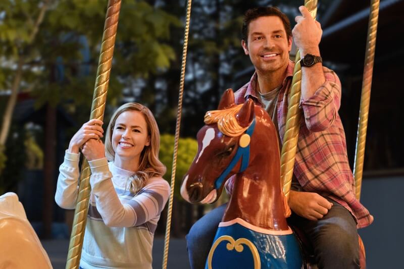 Amanda Schull and Brennan Elliott in the new Hallmark movie Marry Go Round
