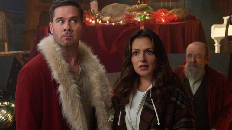 Luke MacFarlane is a Santa-in-training in new Hallmark movie