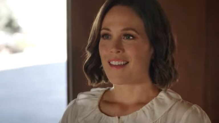 Hallmark gives fans a first look at Season 11 of When Calls the Heart